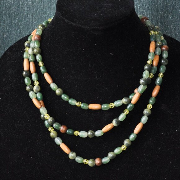 Hand Beaded Long Stand Necklace Wooden & Green Beads Mixed Medium Boho 30" - Picture 3 of 11